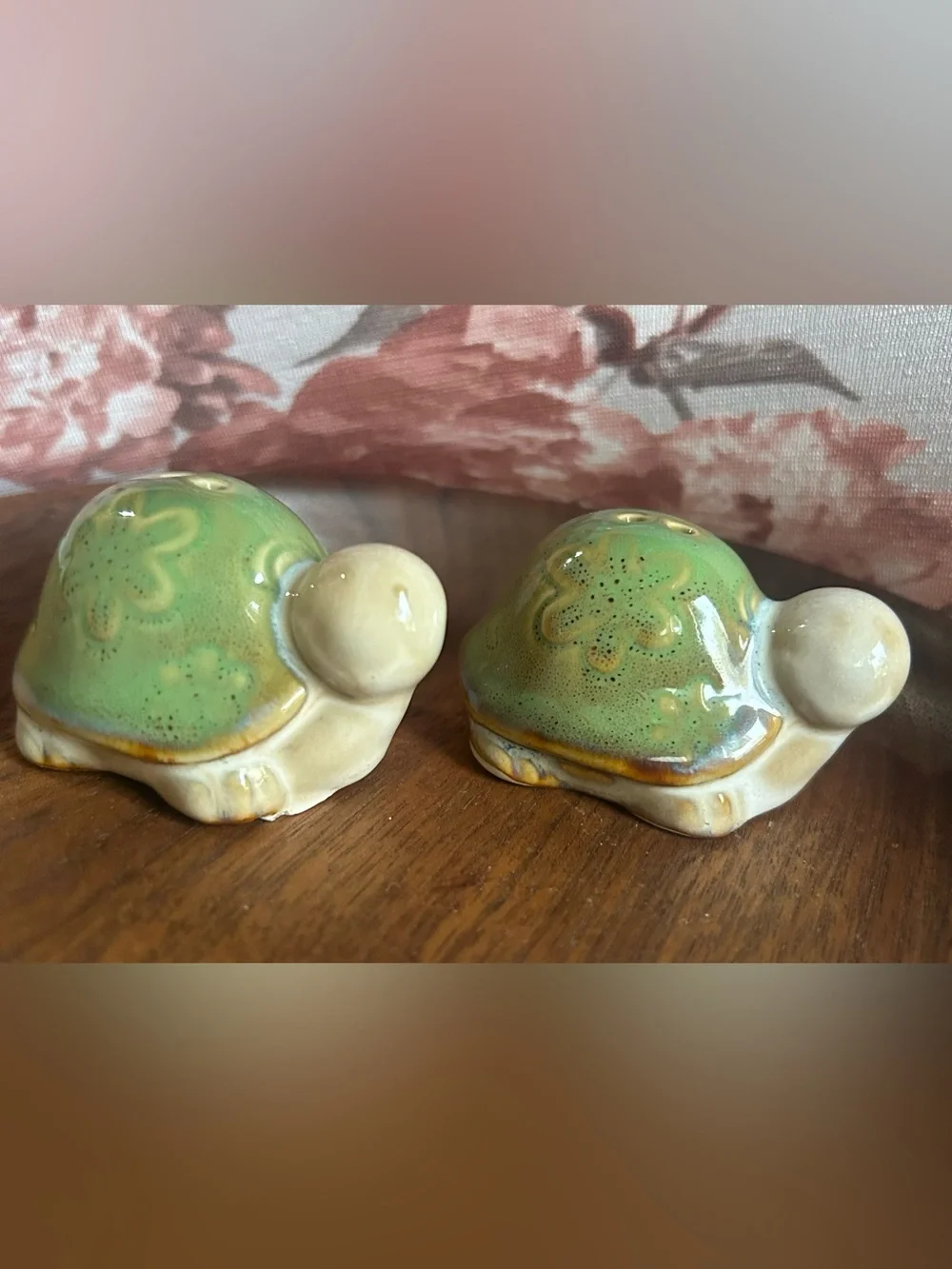 🐕3/20 Ceramic Turtle Salt and Pepper Shaker Set